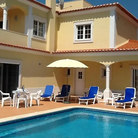 5-bed Near Praia D'el Rey Beach Golf Course Villa Amoreira (Leiria)